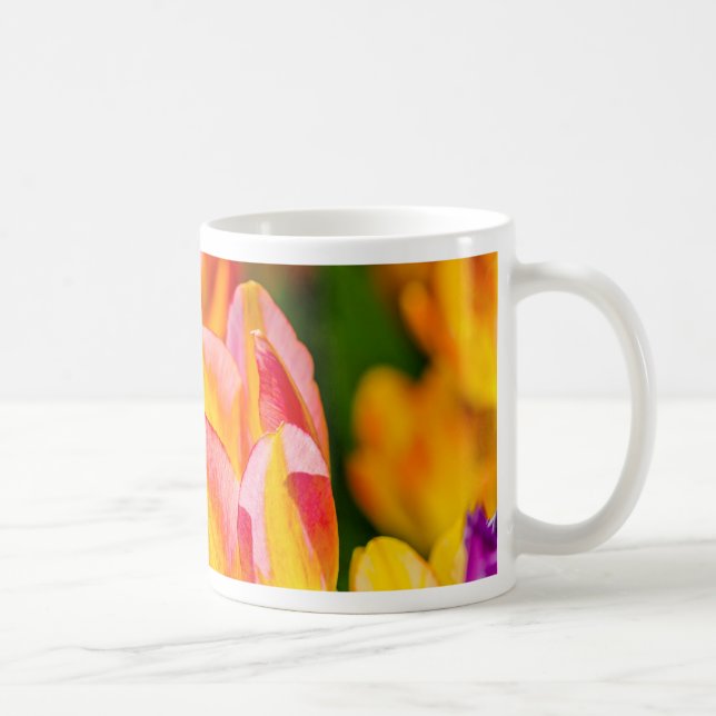 Caneca De Café Túlipas Enfeitiçantes (Direita)