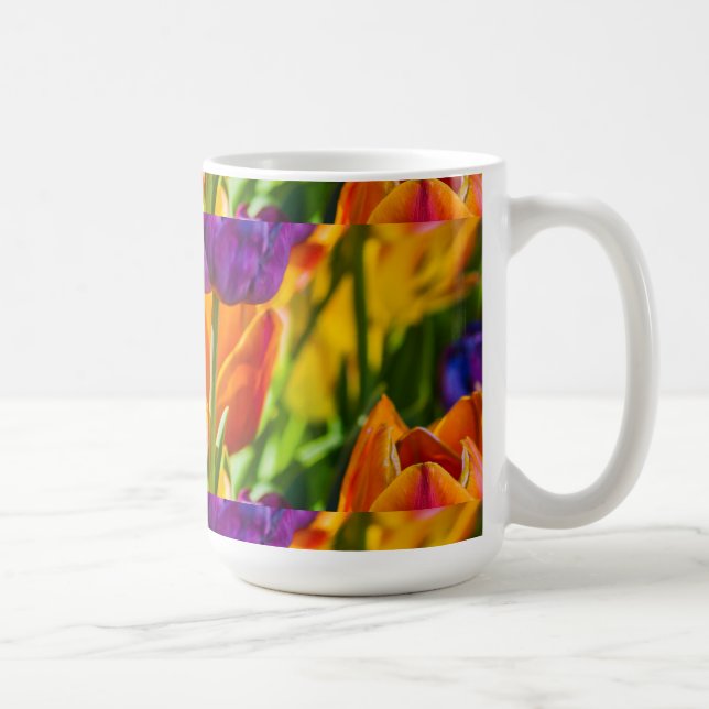 Caneca De Café Túlipas Enfeitiçantes 01 (Direita)