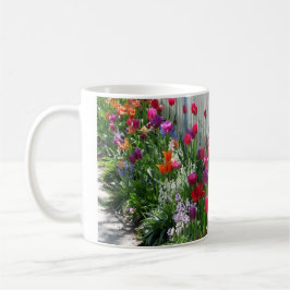 Caneca De Café Tulipas muro de piche branco de jardim Ghiradelli