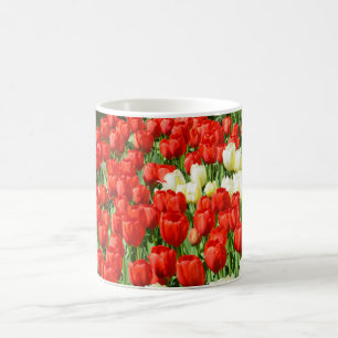 Caneca De Café Tulipas vermelhas e brancas