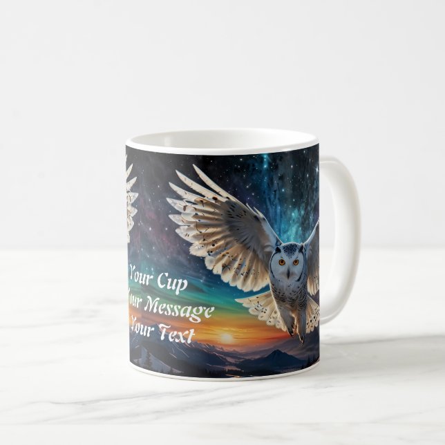 Caneca De Café Twilight Sentinel: Coruja em Voo no Sunset (Frente Esquerda)