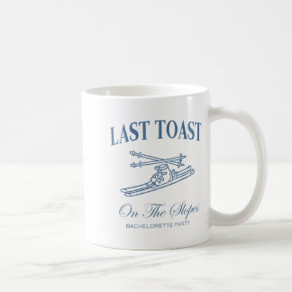 Caneca De Café Último brinde nas encostas solteiro esquiando noiv