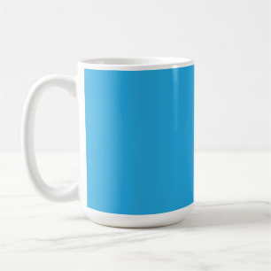 Caneca De Café Um céu azul sereno com algumas nuvens brancas disp