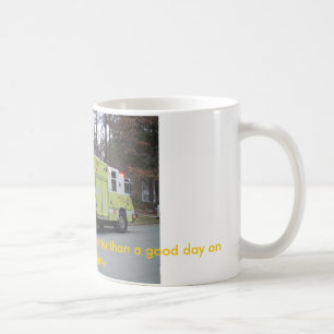 Caneca De Café Um dia mau no pelotão, é melhor do que…