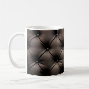 Caneca De Café Um fundo de almofada de couro escuro, de um assent