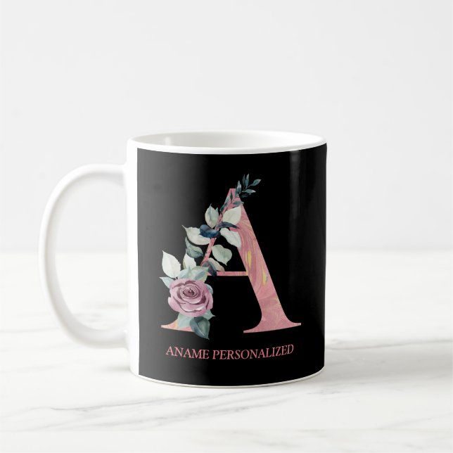 Caneca De Café Um Monograma Floral Letra Agata Rosa (Esquerda)