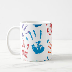 Caneca De Café Um padrão incolor de mãos humanas multicoloridas n