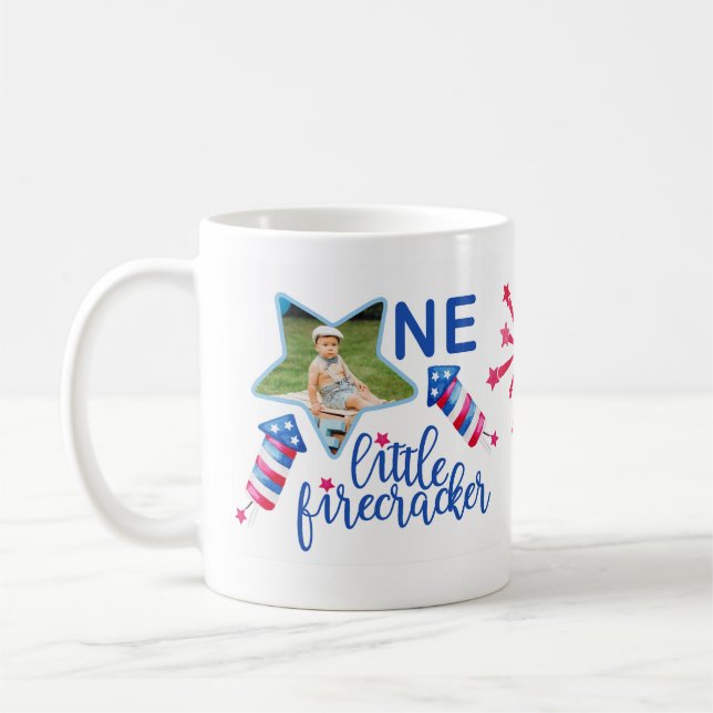 Caneca De Café Um Pequeno Firecracker 4 de julho Primeiro Anivers (Esquerda)