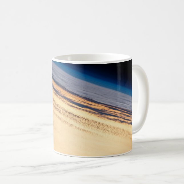 Caneca De Café Um Sunset Orbital Ao Largo Da Costa Da Baixa Calif (Frente Esquerda)