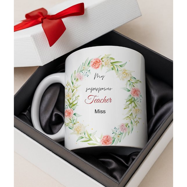 Caneca De Café Uma professora de superpotência personalizada Miss (This design is perfect for customizing on a high-quality ceramic mug.)