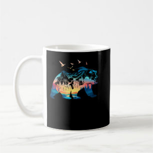 Caneca De Café Urso natural nas montanhas ao ar livre Árvores flo