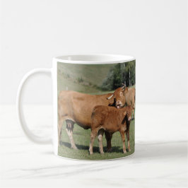 Caneca De Café Vaca que lambe sua vitela