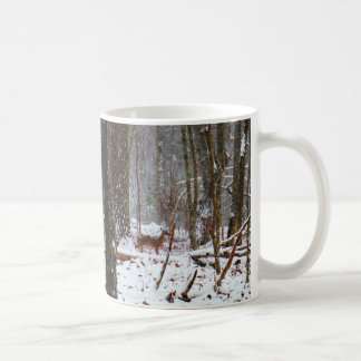 Caneca De Café Veado na neve cai
