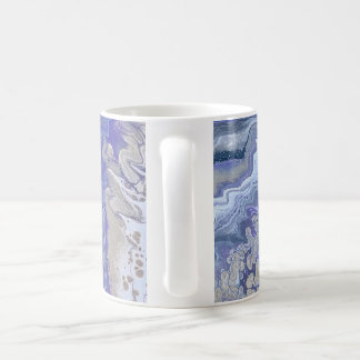 Caneca De Café Veias Minerais Roxas e Douradas Abstratas