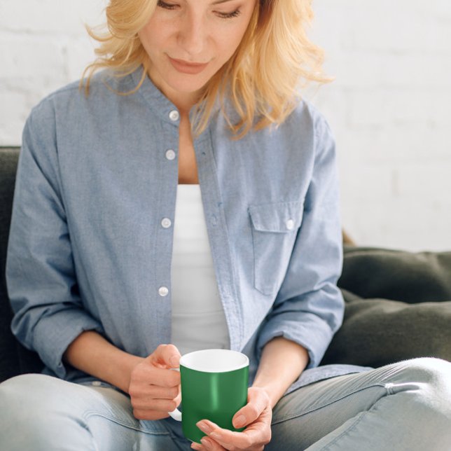 Caneca De Café Verde clássico (Criador carregado)