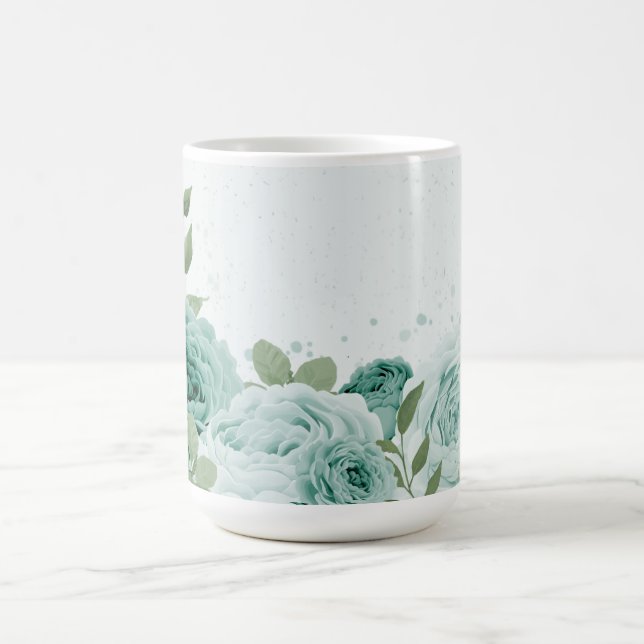 Caneca De Café verde-flores azuis românticas (Centro)