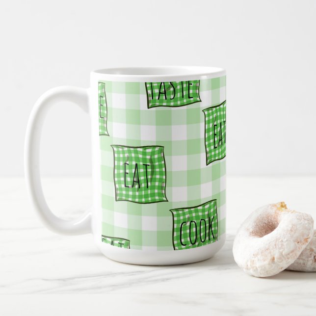 Caneca De Café Verificações em verde e branco (Com Donut)