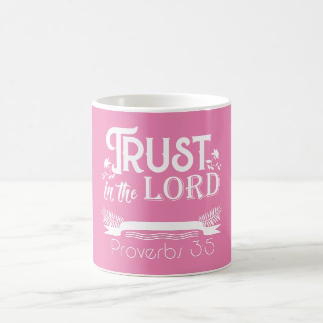 Caneca De Café Versículo Bíblico Confie no Senhor (Centro)