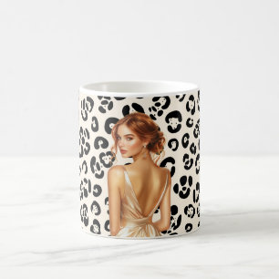 Caneca De Café Vestido Dourado com Impressão de Leopardo Ruiva