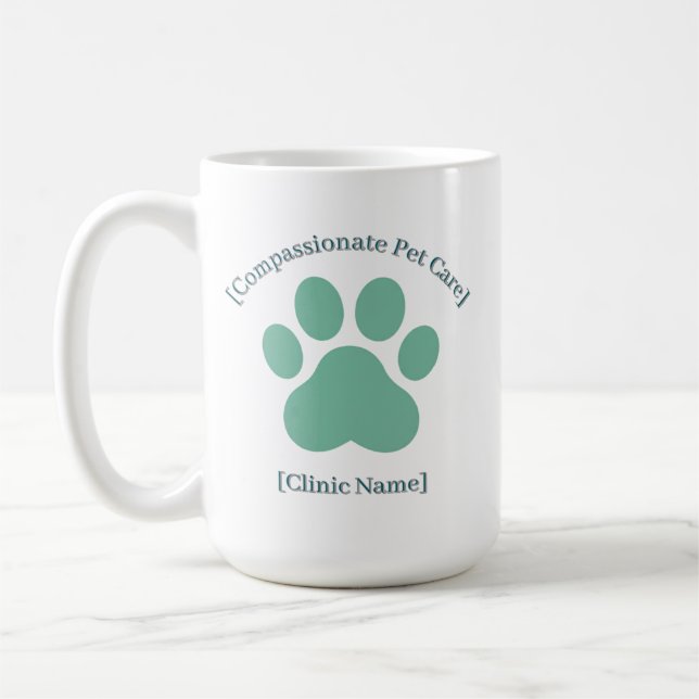 Caneca De Café Veterinarian Staff Mug | Clinic Name Logo Template (Esquerda)