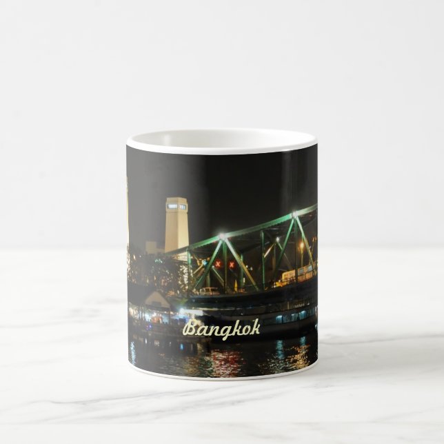 Caneca De Café Viagem noturna em Bangkok (Centro)