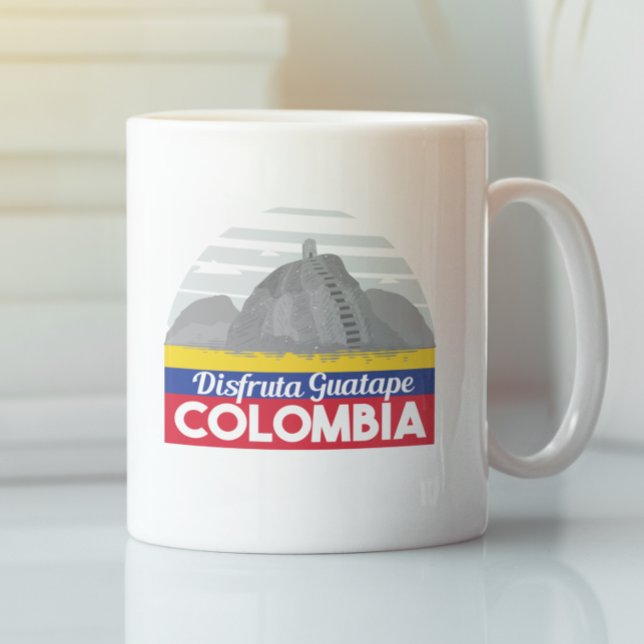 Caneca De Café Viagens vintage de Guatape Colômbia (Colombia Guatape Vintage Travel Coffee Mug
)