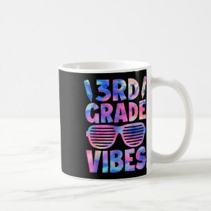 Caneca De Café Vibrações engraçadas da 3ª série Tie Dye Volta às