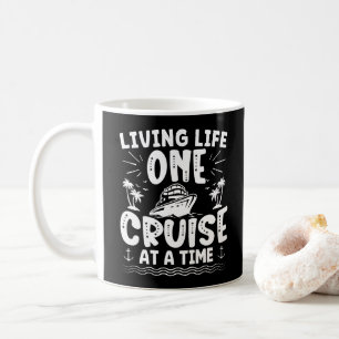 Caneca De Café Vida Útil Um Cruzeiro De Cada Vez Um Navio De Cruz