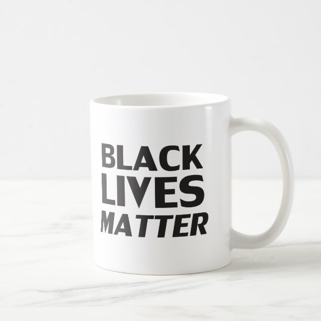Caneca De Café Vidas Negras Importam a tipografia negra e negrito (Direita)