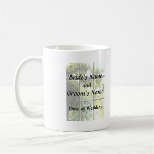 Caneca De Café Vides de Uva Vistas Através da Janela