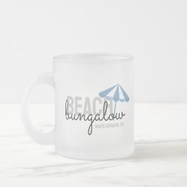 Caneca De Café Vidro Jateado Aluguel de férias com guarda-chuva de praia - Mug
