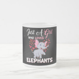 Caneca De Café Vidro Jateado Apenas Uma Menina Que Ama Os Presentes Dos Elefant