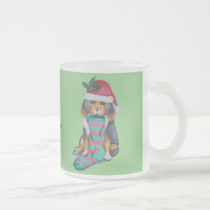 Caneca De Café Vidro Jateado cachorrinho preto e marrom bonito vestido de Natal