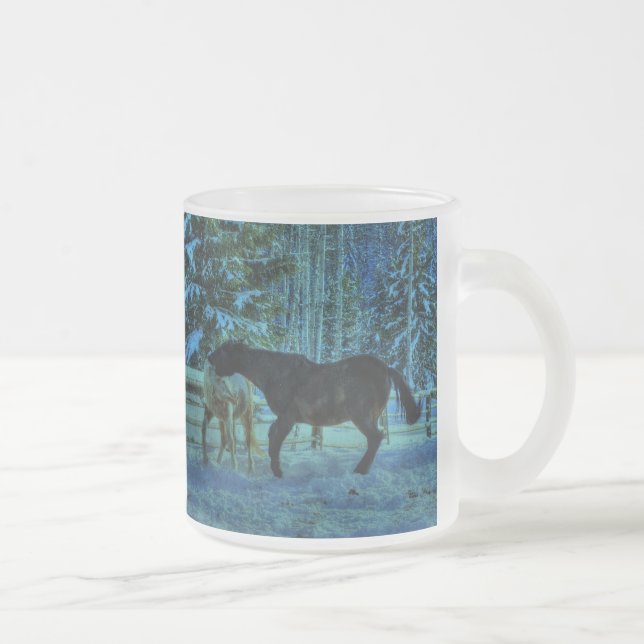 Caneca De Café Vidro Jateado Dois Cavalos Rebeldes à Noite no inverno (Direita)