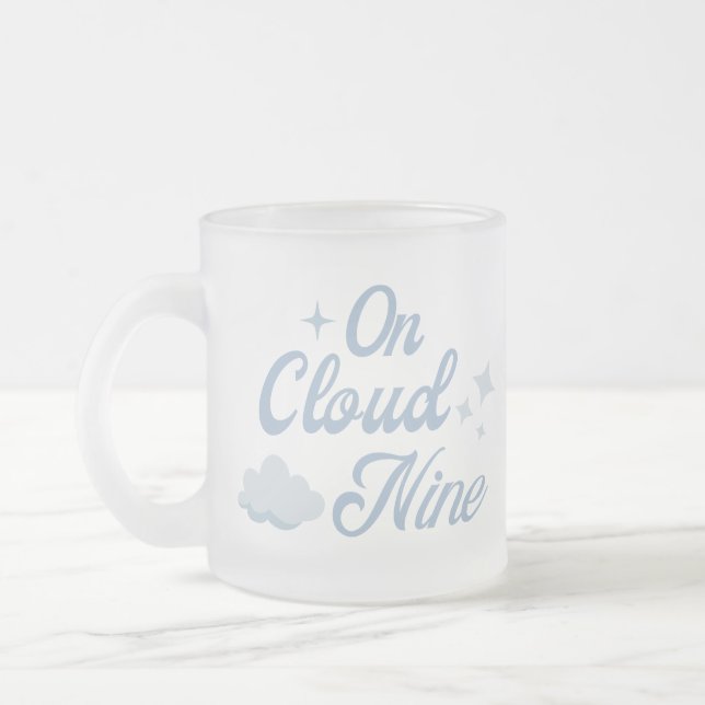 Caneca De Café Vidro Jateado Ela Está Na Festa de solteira Cloud 9 (Esquerda)