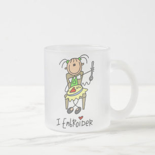 Caneca De Café Vidro Jateado Eu Crio Figuras de Palito Costurando