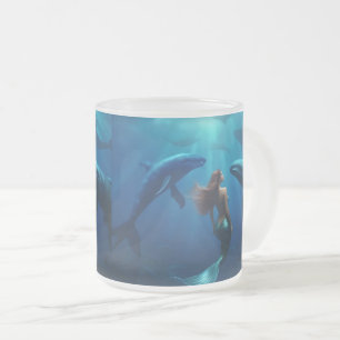 Caneca De Café Vidro Jateado Linda Sereia Nadando Com Baleias De Socorro,