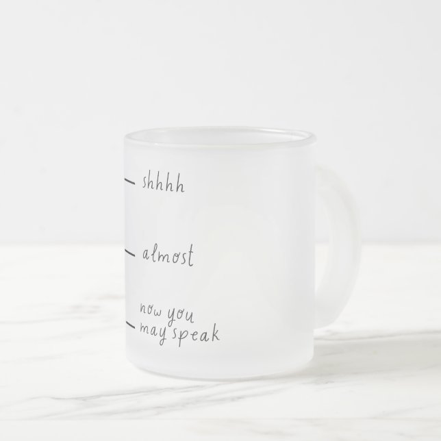 Caneca De Café Vidro Jateado Lustige Tasse für den ersten Morgen-Kaffee (Frente Esquerda)