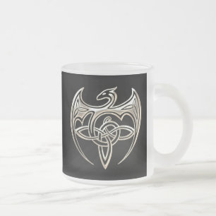 Caneca De Café Vidro Jateado O céltico Trine do dragão de prata e preto ata a