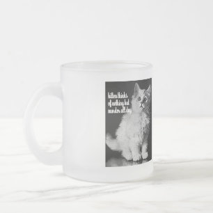 Caneca De Café Vidro Jateado O gatinho pensa do assassinato o dia inteiro