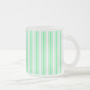 Caneca De Café Vidro Jateado Pastel verde e tiras doces brancas
