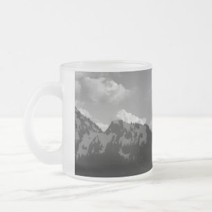 Caneca De Café Vidro Jateado Picos e Nuvens