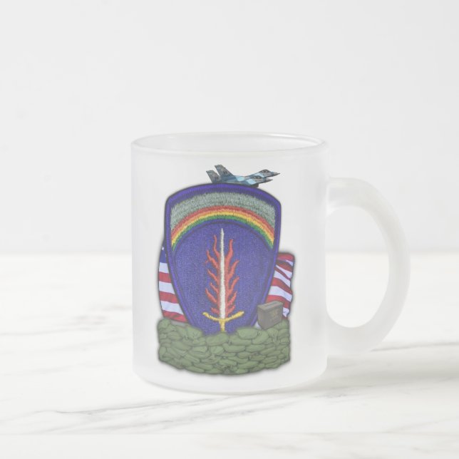 Caneca De Café Vidro Jateado USAB USAREUR patch vets Mug (Direita)