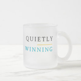 Caneca De Café Vidro Jateado Vencer Silenciosamente – Tipografia Minimalista