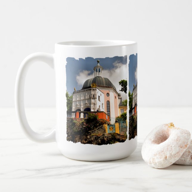 CANECA DE CAFÉ VILLAGE ITALIANO WALES (Com Donut)
