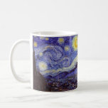 Caneca De Café Vincent Van Gogh Starry Night Vintage Fine Art<br><div class="desc">Vincent van Gogh Starry Night Fine Art Painting Starry Night Starry Night é uma pintura do artista poste-impressionista holandês Vincent van Gogh. O céu azul à noite está cheio de nuvens, estrelas e uma lua crescente brilhante. A Noite Estrelada é a única noturna na série de visões da janela do...</div>