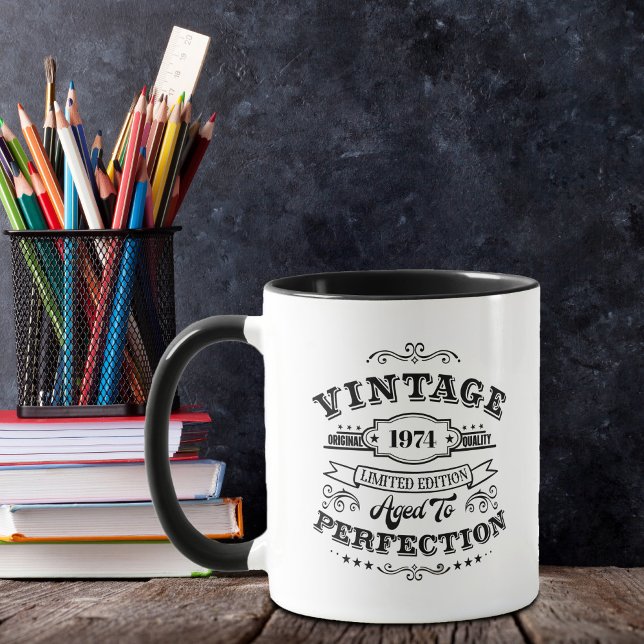 Caneca de Café Vintage Envelhecida à Perfeição (Criador carregado)