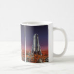 Caneca De Café Vintage Science Fiction, Astronautas Beetle Aliens<br><div class="desc">Imagem de vintage: viagem de ficção científica futurista e imagem de foguete de transporte. Astronautas correndo até seu foguete escapando de aliens em forma de besouro em um planeta estrangeiro tentando voltar para a terra. Um clássico design de ficção científica de quadrinhos retrógrados do 50 do futuro.</div>