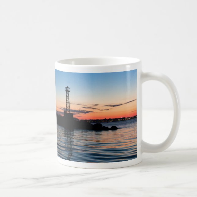 Caneca De Café Vista de Montevideo no alvorecer, Uruguai (Direita)