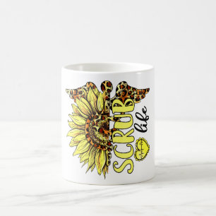 Caneca De Café Vivendo A Enfermeira Da Vida Esmagadora Enfermeira